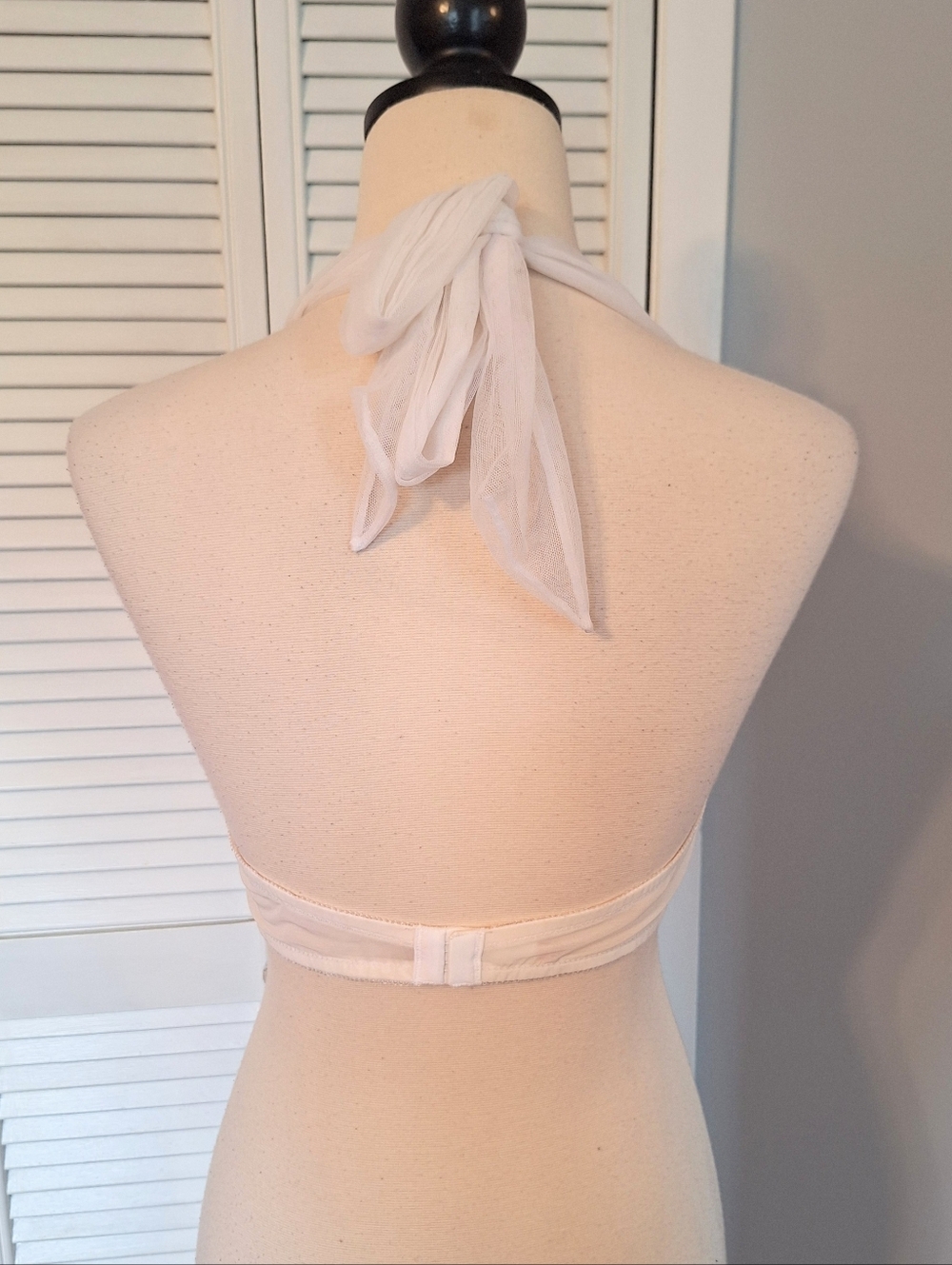 Victoria's Secret Bridal Embroidery White Lace Halter Push-Up Bra 36B *A1 - Picture 3 of 4